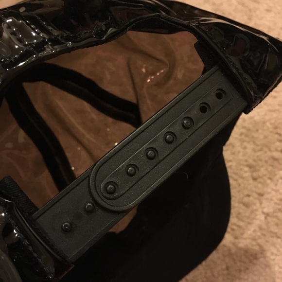 American Apparel PVC snapback- black - Picture 3 of 4